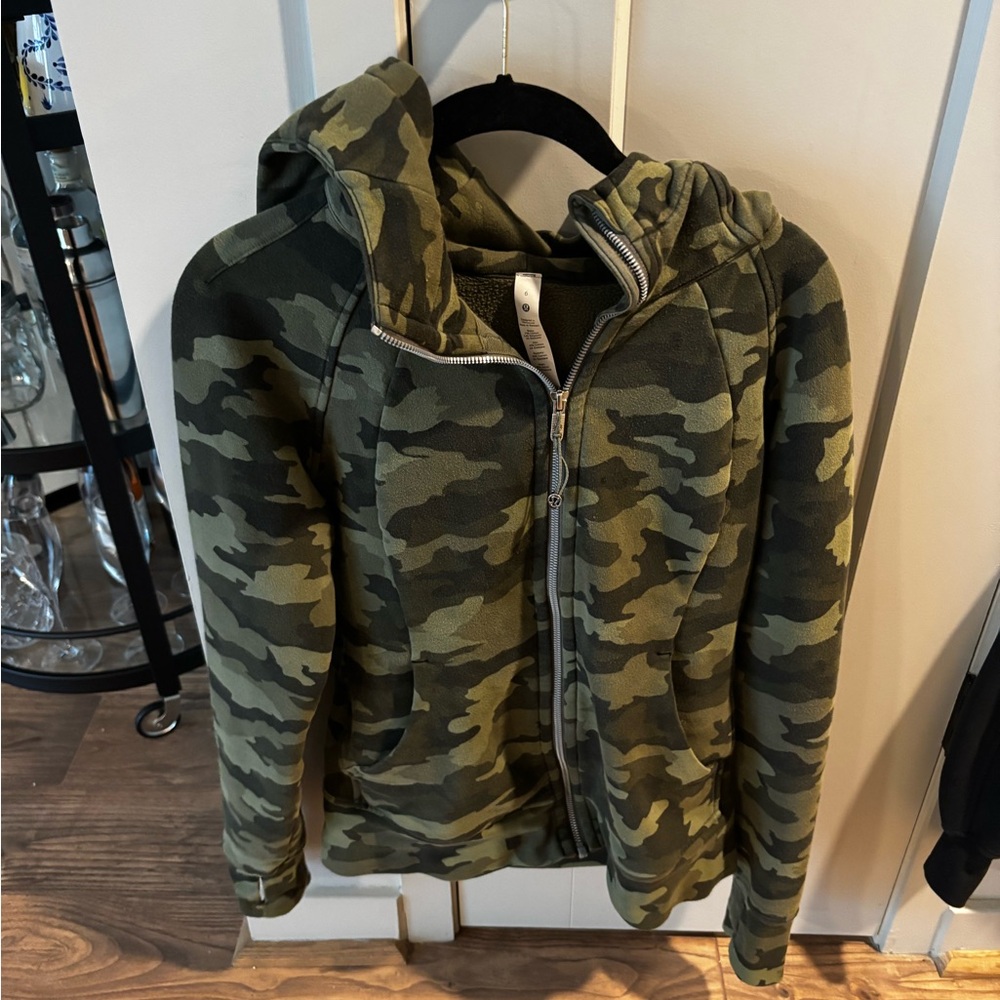 Lululemon Scuba Camo Zip-Up Jacket